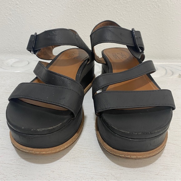 Naturalizer 8 Platform Sandals - Picture 3 of 7